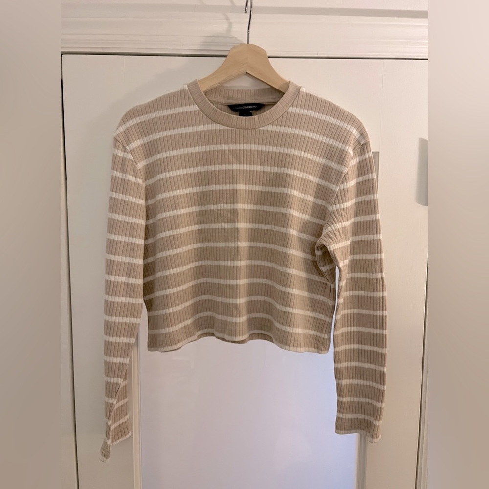 French Connection striped cropped creme long sleeve tee shirt size small